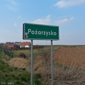 Lądowanie po 50 km lotu, w Pożarzysku