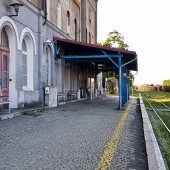 Do Srebrnej Góry koleją., Dworzec kolejowy Ząbkowicach Śląskich.