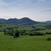 Lądowanie pod Czeszką., Lądowanie pod Bukowcem, widok w stronę Dzikowca.