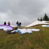 Na starcie już niezły tłok.